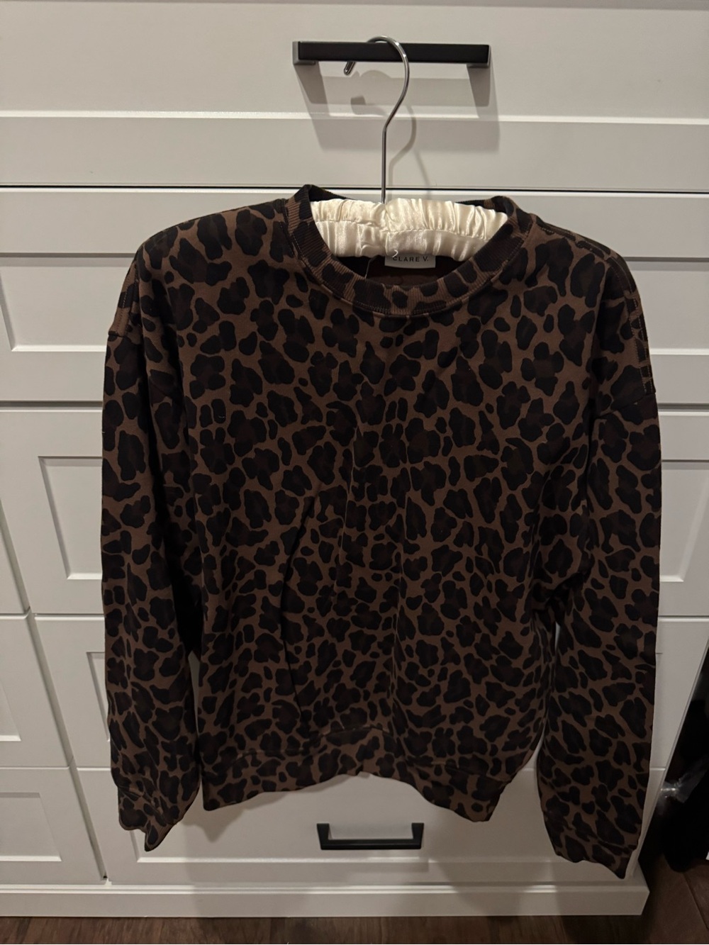 Evereve Brown Leopard Print Women's Crewneck Sweater NEW SIZE SMALl